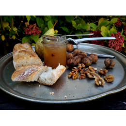 Poires de Touraine et Noix grillées